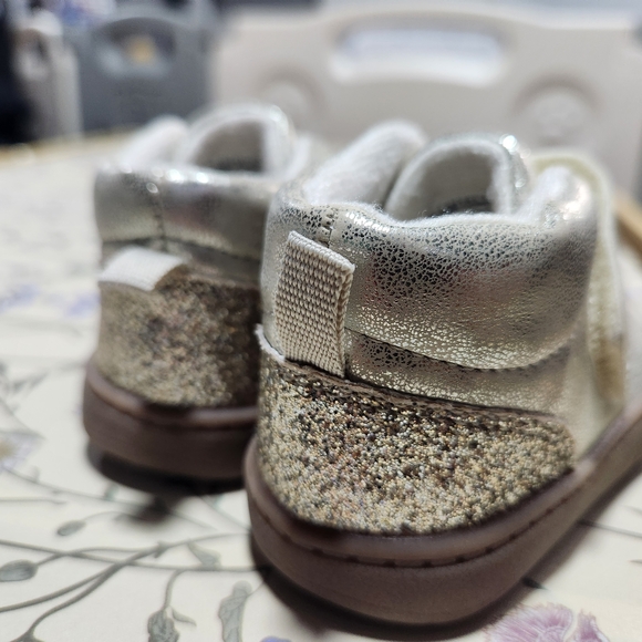 Carter's Silver Baby Shoes - Picture 4 of 6